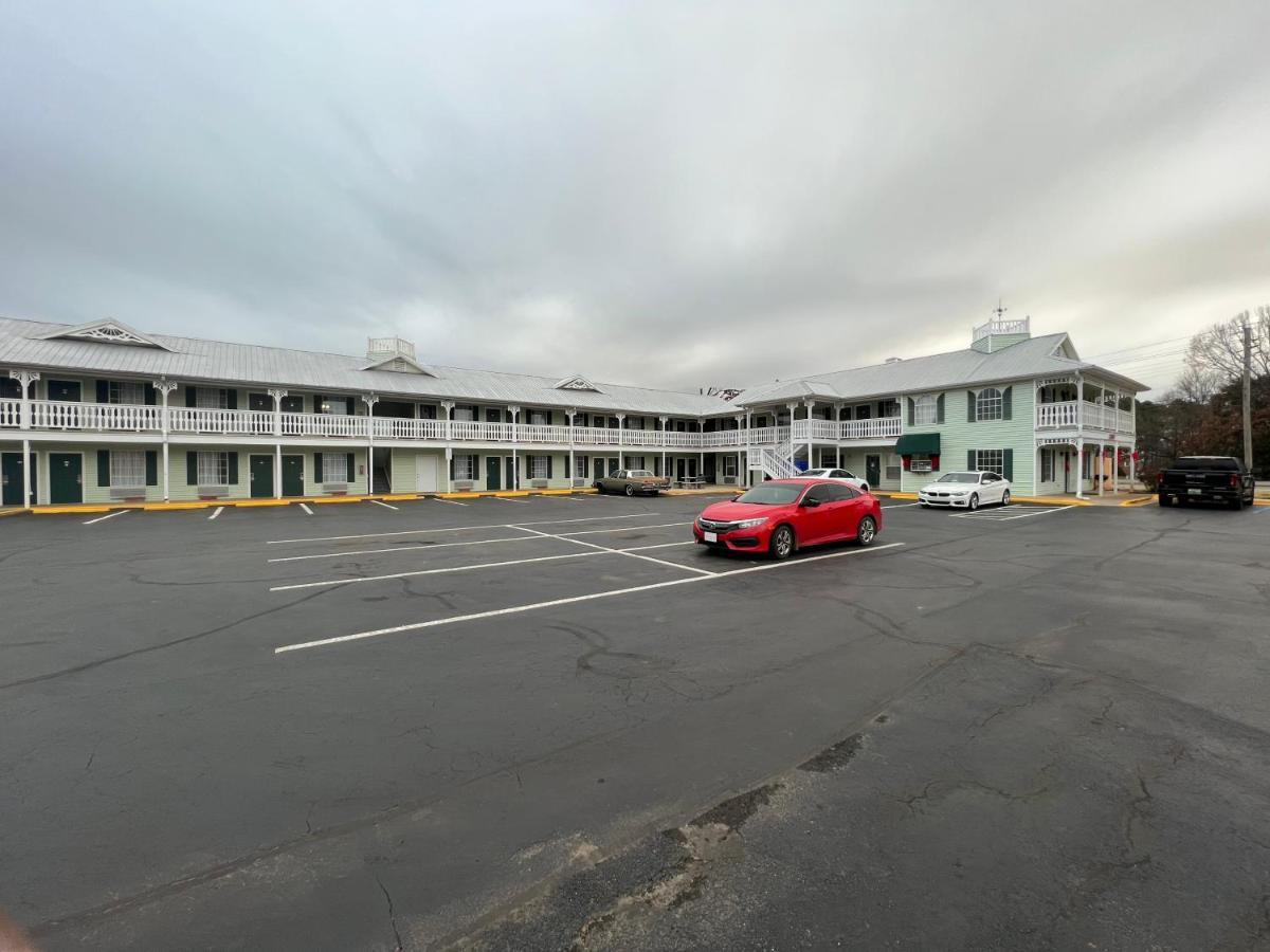 Key West Inn - Tuscumbia Экстерьер фото